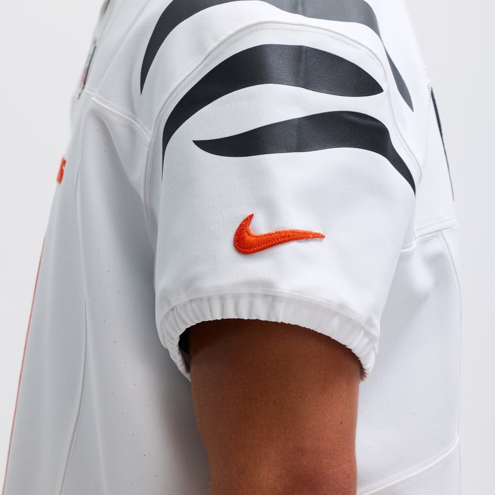 Men's Cincinnati Bengals Joe Burrow Nike White Vapor F.U.S.E. Elite Jersey - Image 11