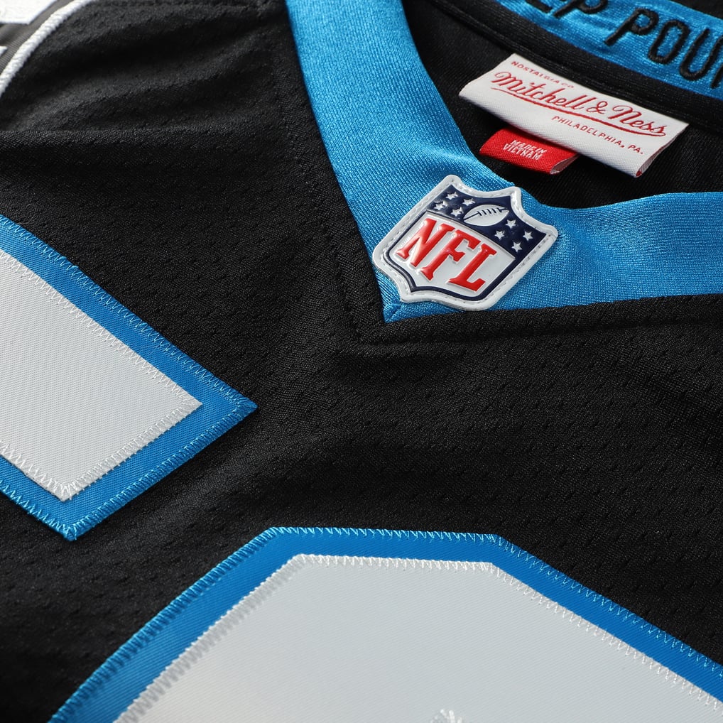 Men's Carolina Panthers Luke Kuechly Mitchell & Ness Black 2013 Authentic Throwback Retired Player Jersey - Image 4
