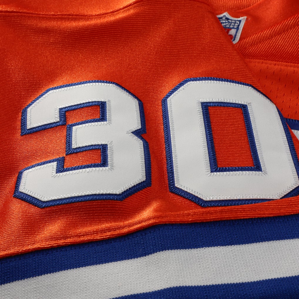 Men's Denver Broncos Terrell Davis Mitchell & Ness Orange 1995 Authentic Throwback Retired Player Jersey - Image 6
