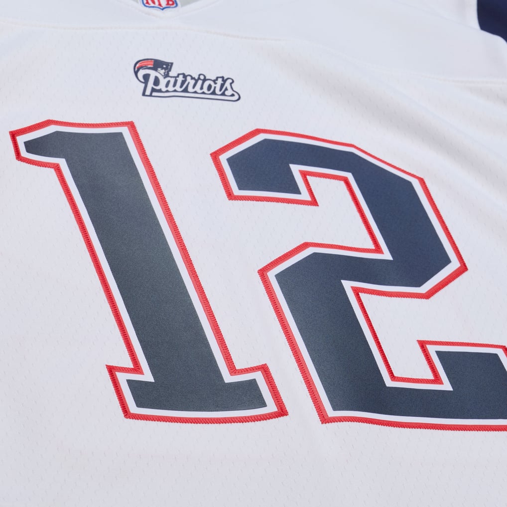 Men's New England Patriots Tom Brady Mitchell & Ness White 2000 Legacy Replica Jersey - Image 5