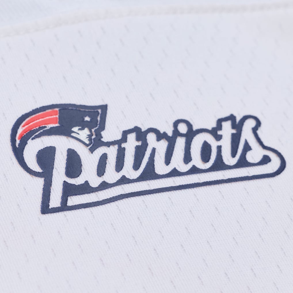 Men's New England Patriots Tom Brady Mitchell & Ness White 2000 Legacy Replica Jersey - Image 6