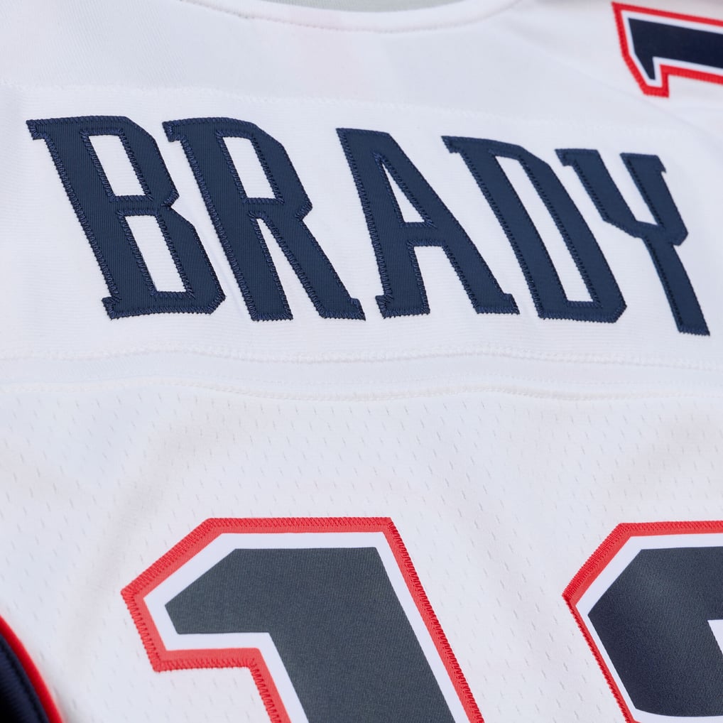Men's New England Patriots Tom Brady Mitchell & Ness White 2000 Legacy Replica Jersey - Image 8