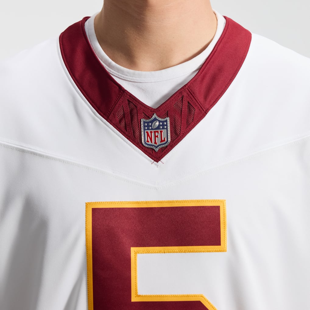 Men's Washington Commanders Jayden Daniels Nike White Vapor F.U.S.E. Stitched Limited Jersey - Image 10