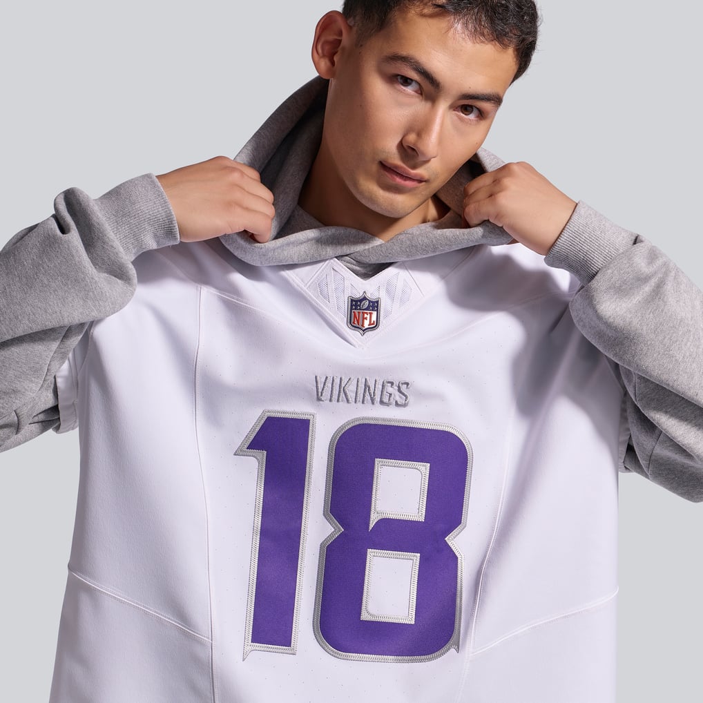 Men's Minnesota Vikings Justin Jefferson Nike White Alternate Vapor F.U.S.E. Elite Player Jersey - Image 10