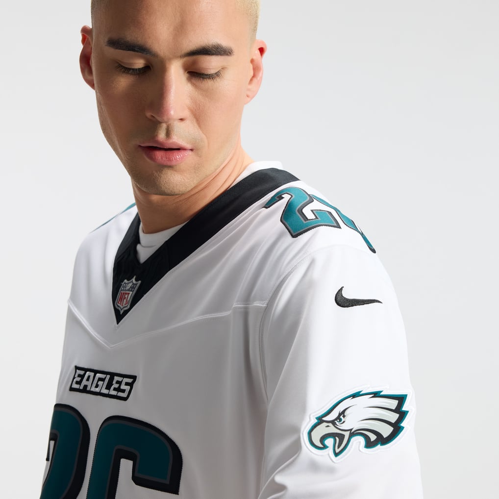 Men's Philadelphia Eagles Saquon Barkley Nike White Vapor F.U.S.E. Stitched Limited Jersey - Image 9