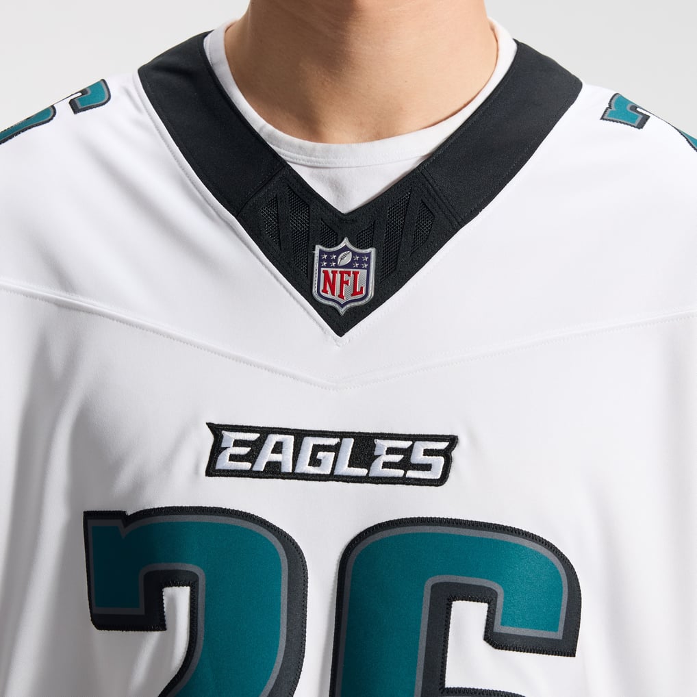 Men's Philadelphia Eagles Saquon Barkley Nike White Vapor F.U.S.E. Stitched Limited Jersey - Image 10