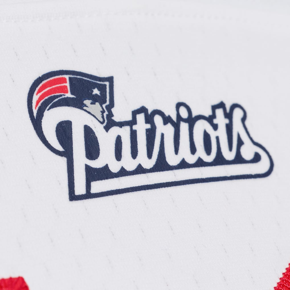 Women's New England Patriots Tom Brady Mitchell & Ness White 2000 Legacy Replica Jersey - Image 9